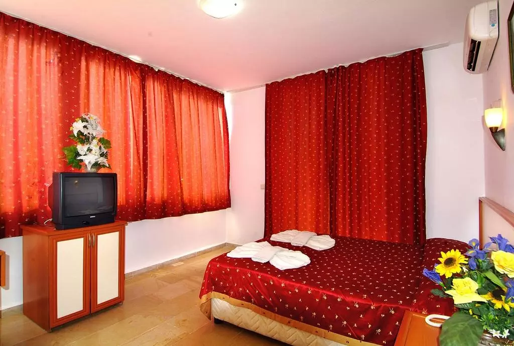 Hotel Hedef Golden_shabavizparvaz_10.jpg